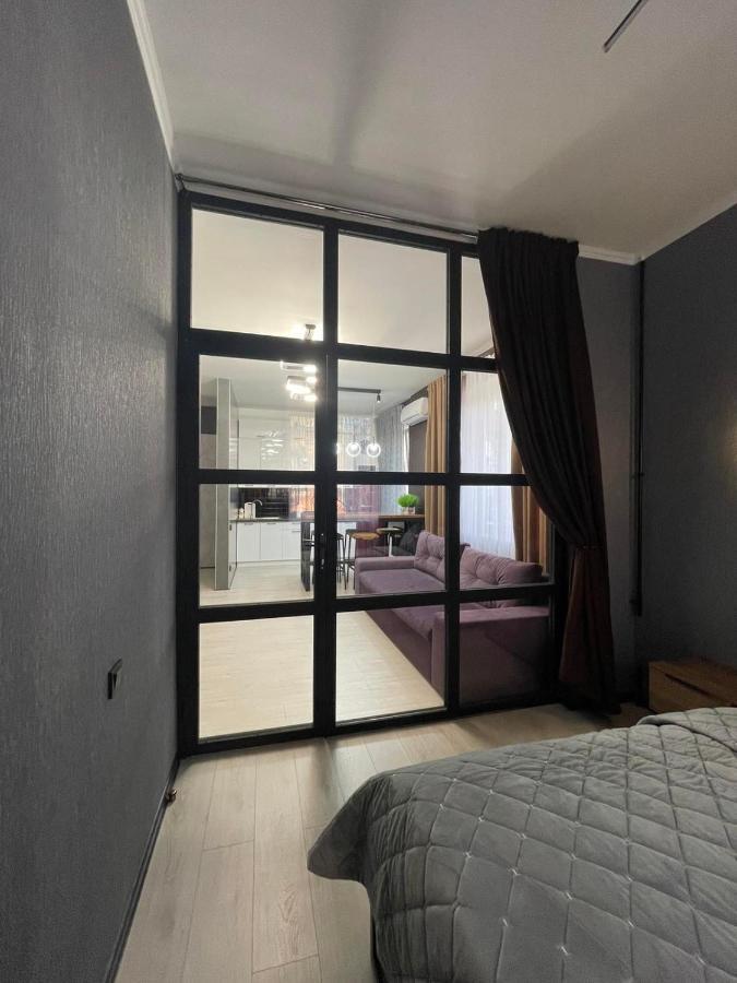 Vel Люкс Apartment Chernivtsi Bagian luar foto